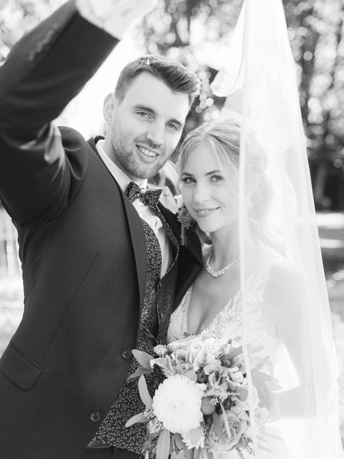 natürliches Paarfoto schwarz weiss